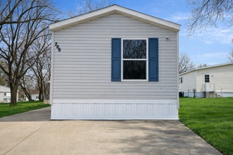 Building Photo - 266 S Birdsall Dr