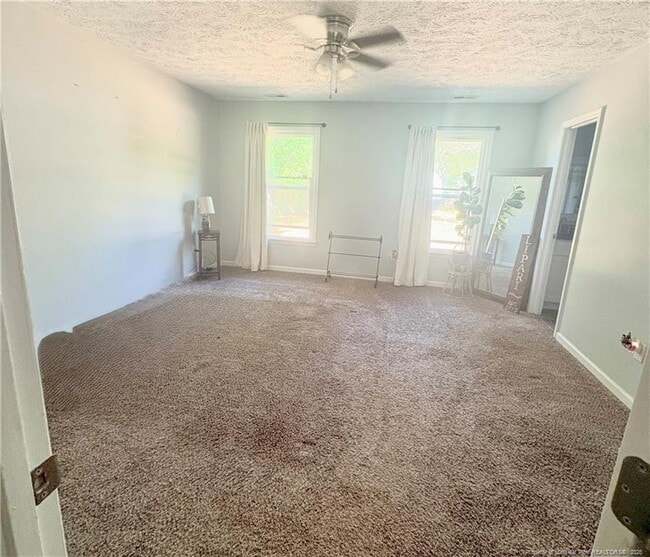 Building Photo - 372 Woodberry Cir