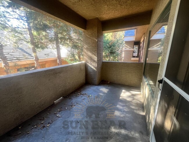 Building Photo - 2 Bedroom at the Reosrt at Tanamera - Reno! - Garage, Pool, Pet Friendly! - Lease Pending