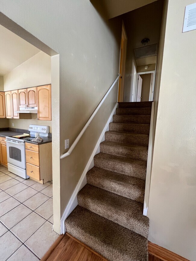Building Photo - 15790 E Stanford Pl