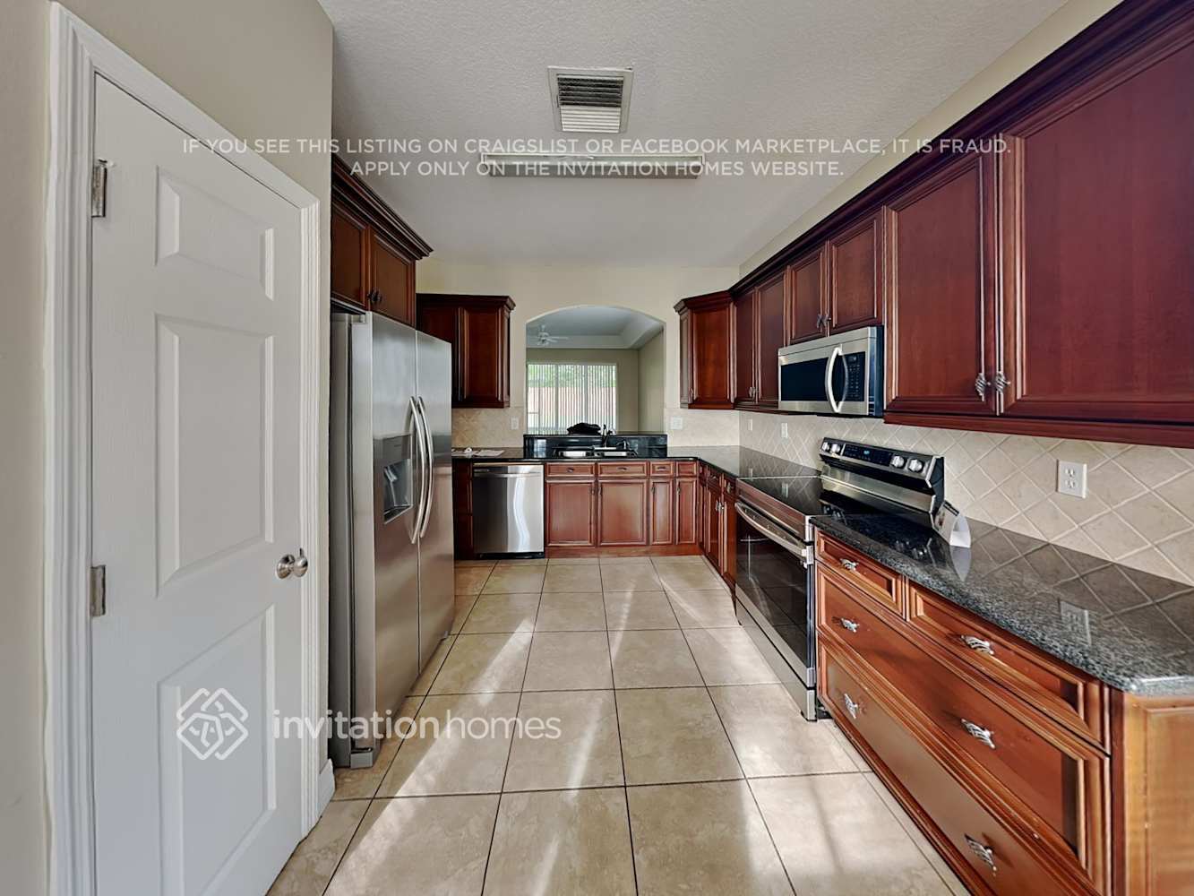 Building Photo - 1612 Wakefield Dr