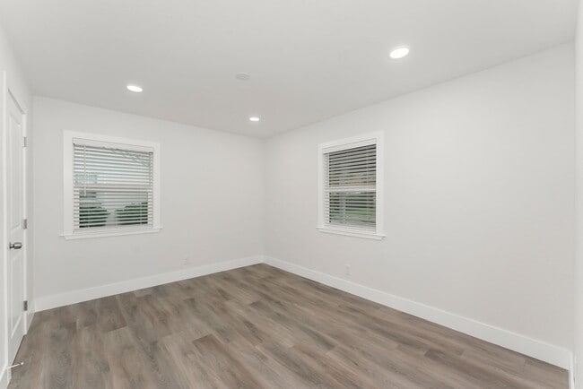 Building Photo - Charming 3-Bedroom Bungalow with Solar and 2-Car Garage