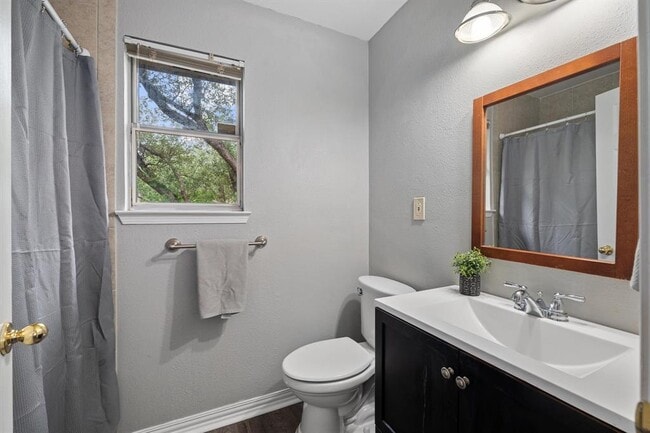 Building Photo - 8007 Weldon Springs Ct