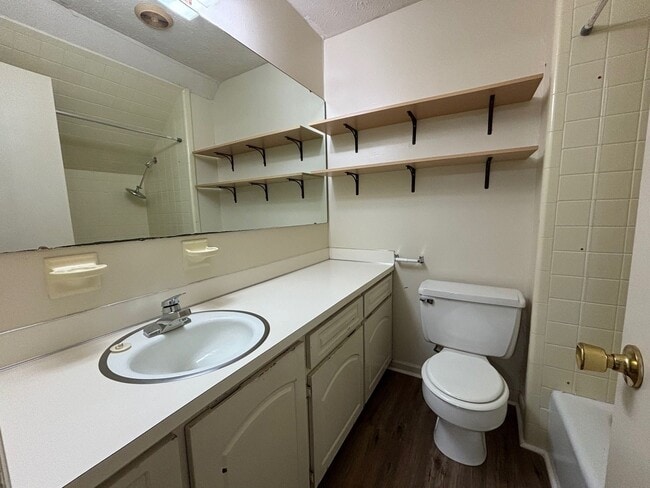 Building Photo - 1132 Eagle Cir