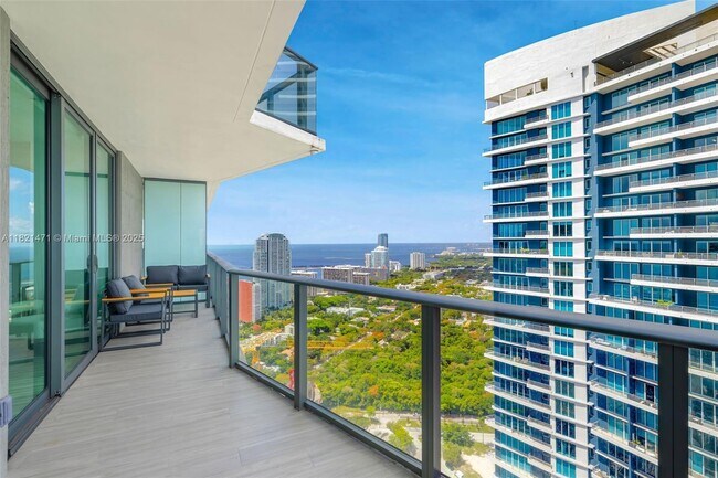 Building Photo - 1300 S Miami Ave