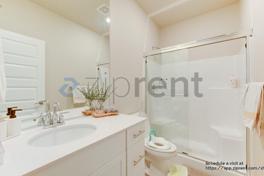 Building Photo - 19033 129th St E