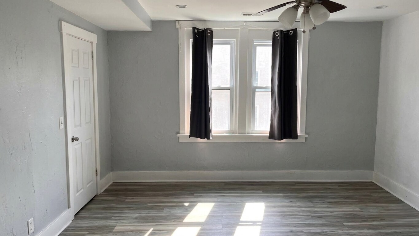 Building Photo - 5850 Alderson St