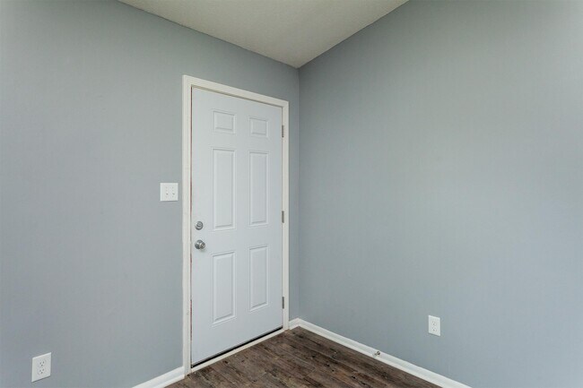 Building Photo - 1309 Sportsman Trail