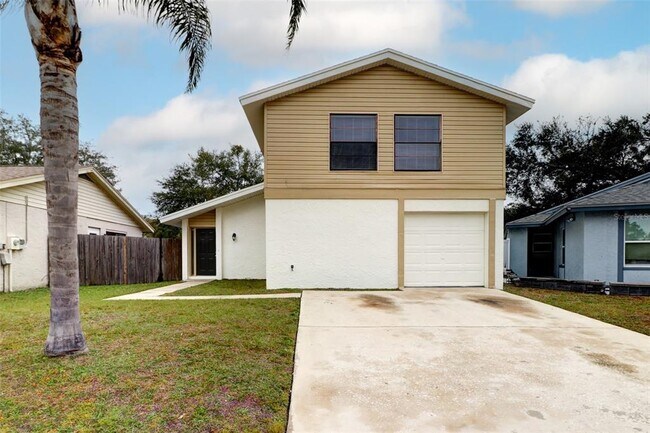 Primary Photo - 10315 Fernbrook Ln