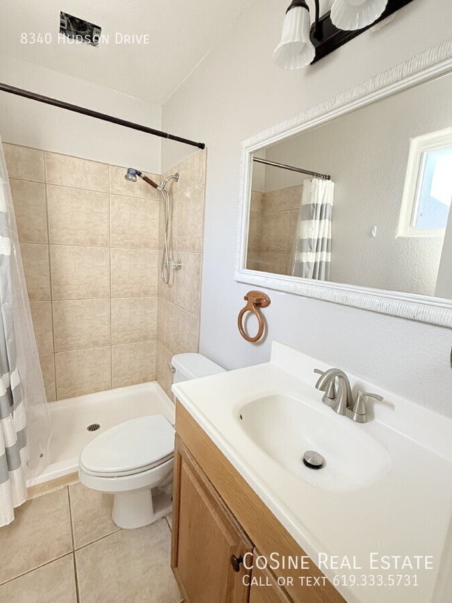 Building Photo - 8340 Hudson Dr