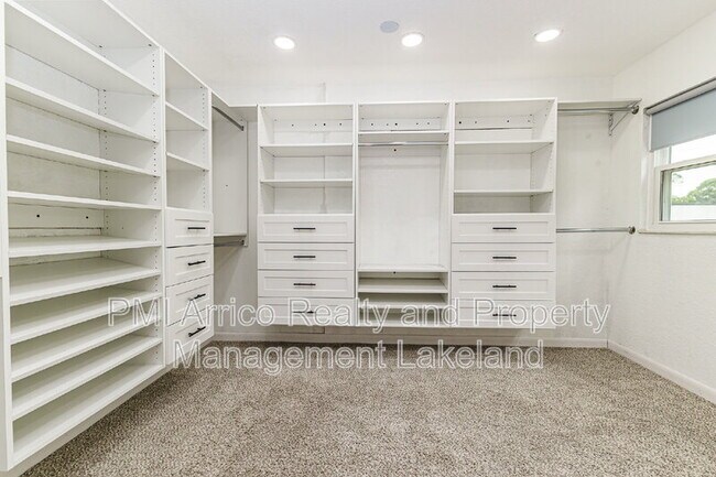 Building Photo - 5680 Durrance Rd