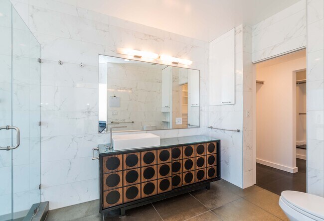 Primary Bathroom - 5205 Ocean Front Walk