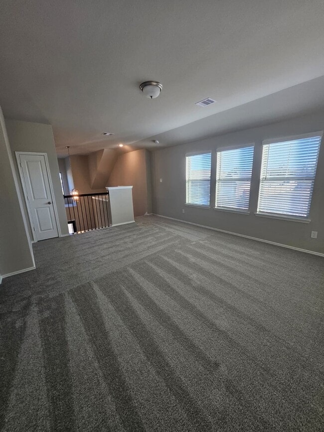 Building Photo - 426 Twilight Mdw Wy