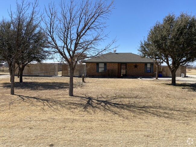 Building Photo - 11633 Hawk Ave