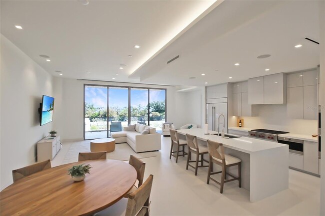 Building Photo - 1591 Gulf of Mexico Dr