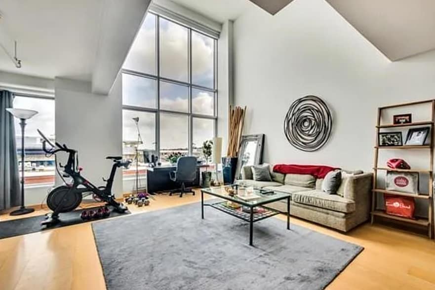 Building Photo - 25 Channel Ctr St