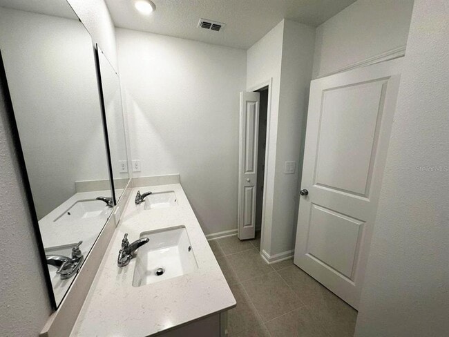 Building Photo - 339 Puma Lp