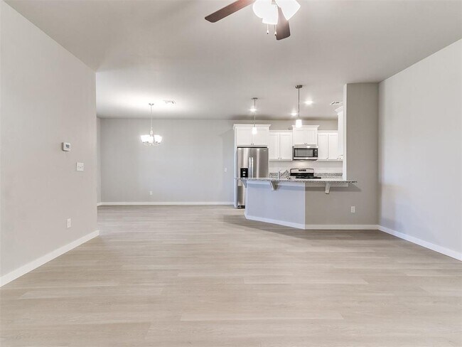 Building Photo - 8325 NW 163rd Ter