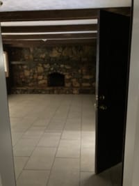 Building Photo - 127 Huff Dr