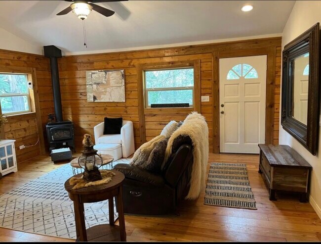 Building Photo - 24839 Felsen Dr