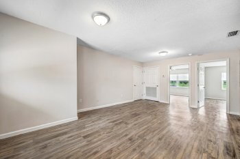 Building Photo - NEW YEAR MOVE IN SPECIAL! Charming 2 bedroom blending style and functionality