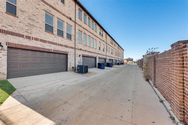 Building Photo - 8370 Massive Dr