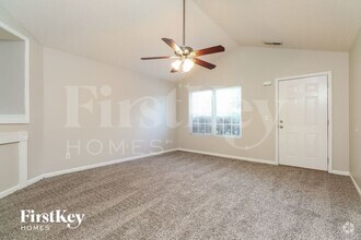 Building Photo - 213 Klinetop Dr