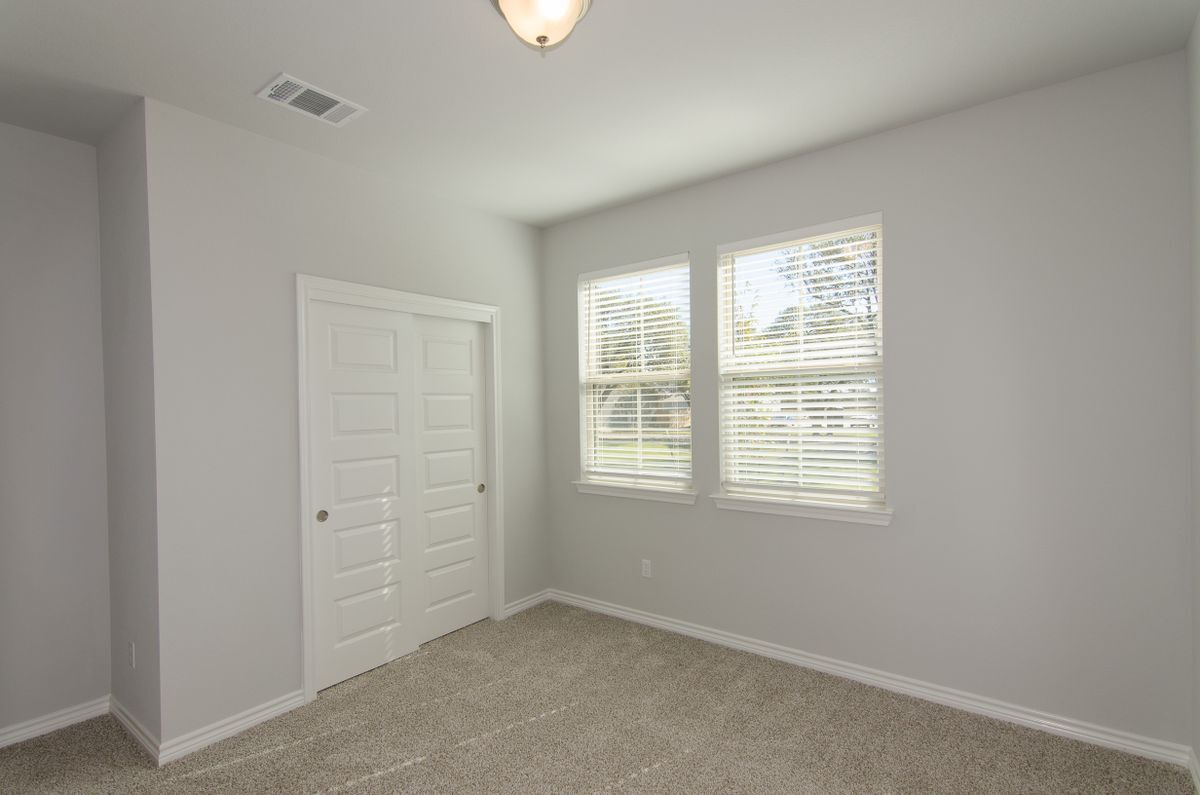 Building Photo - 2136 Pecan Island Dr