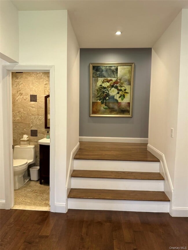 Building Photo - 280 Terry Rd