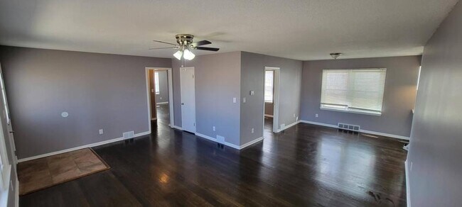 Building Photo - 629 S Troost St