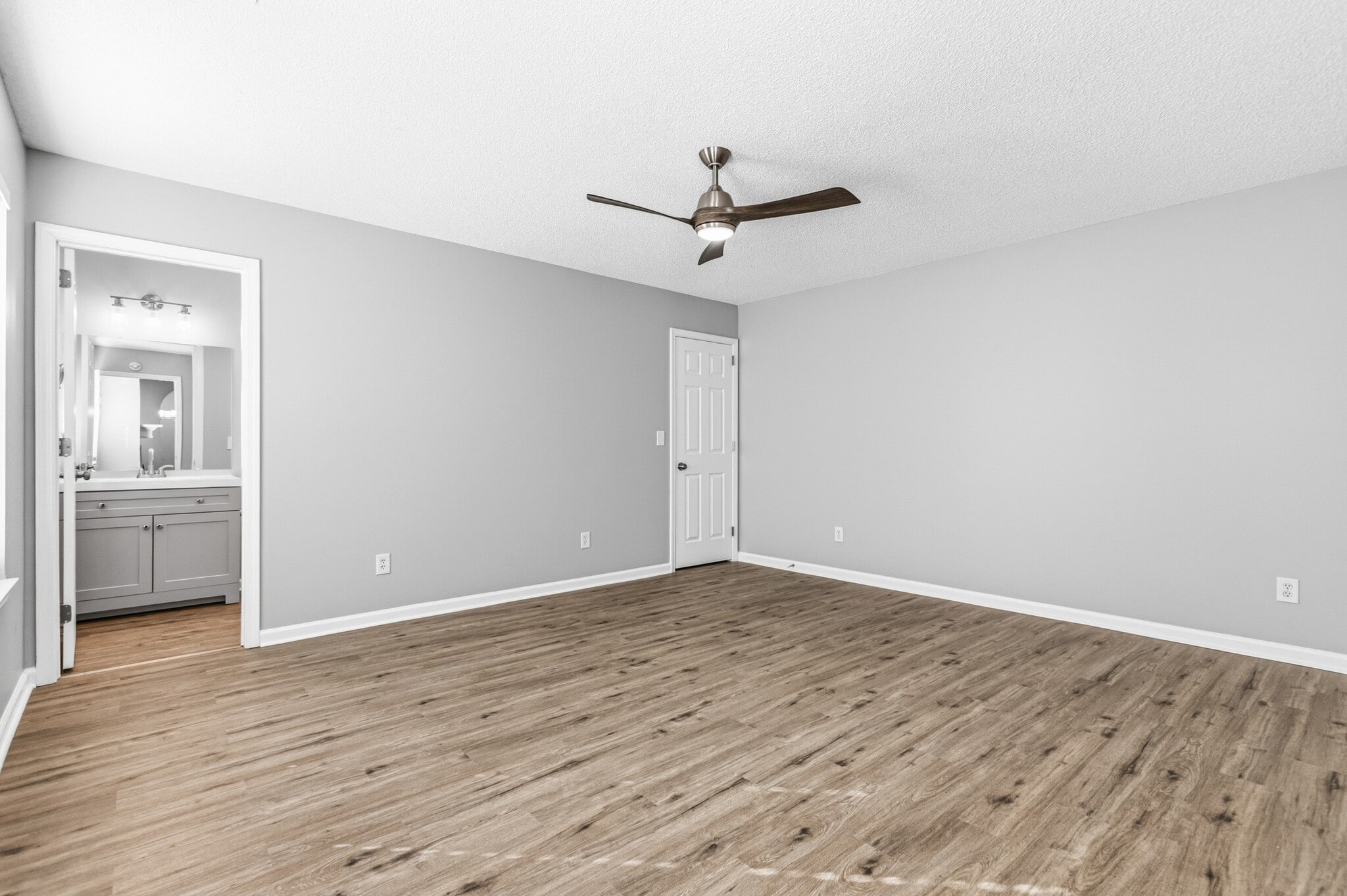 Building Photo - 5547 Matt Aaron Ln