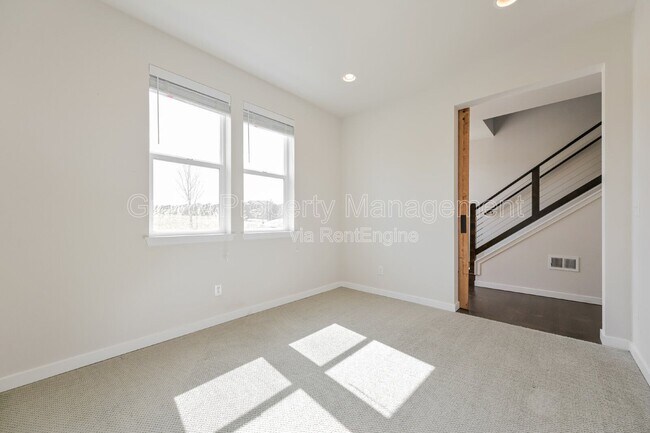 Building Photo - 3603 Mykonos Dr