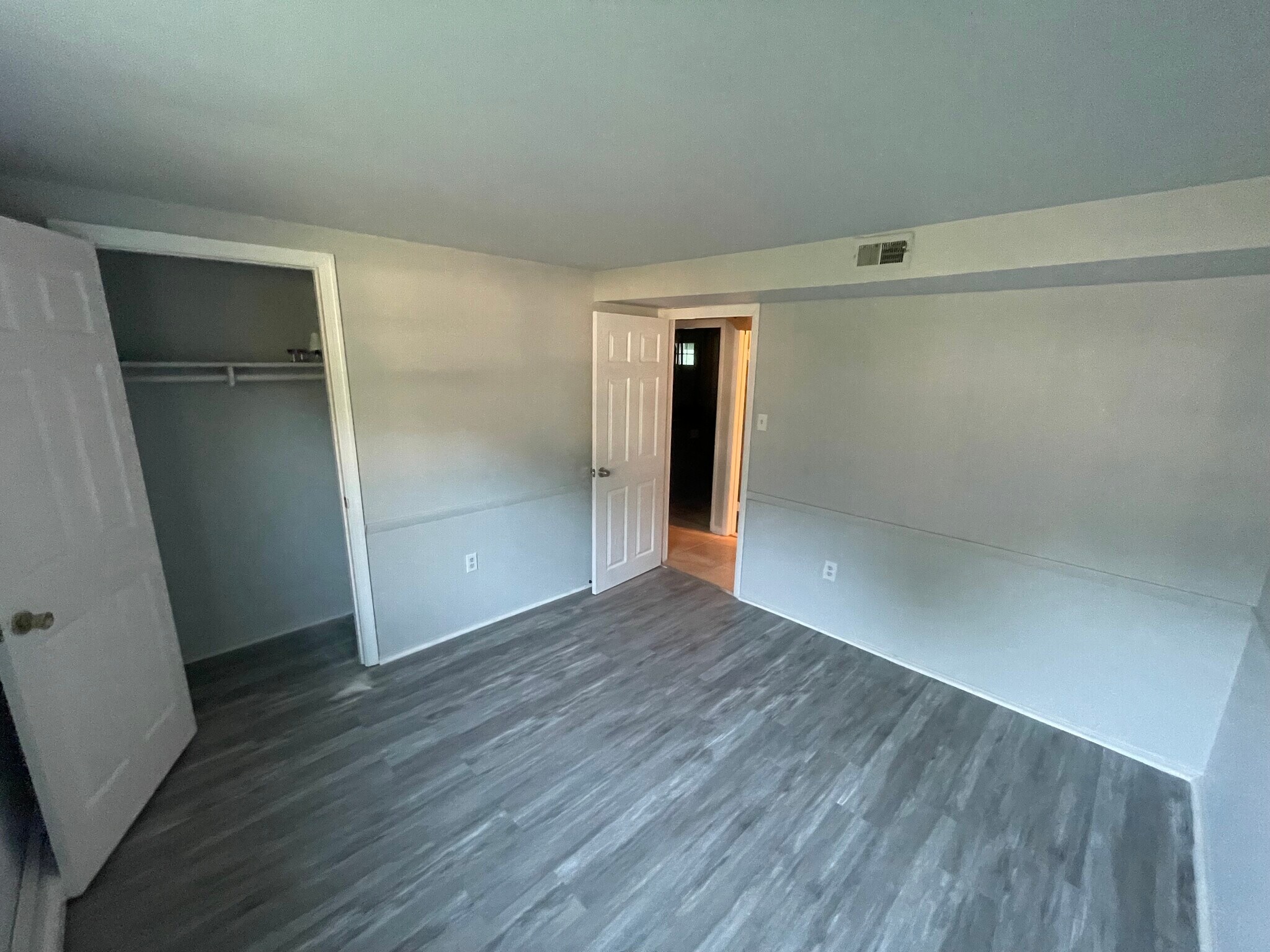 Building Photo - 4724 Koester Dr