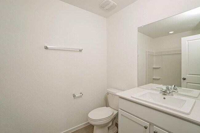 Building Photo - 1616 Hummock Steep