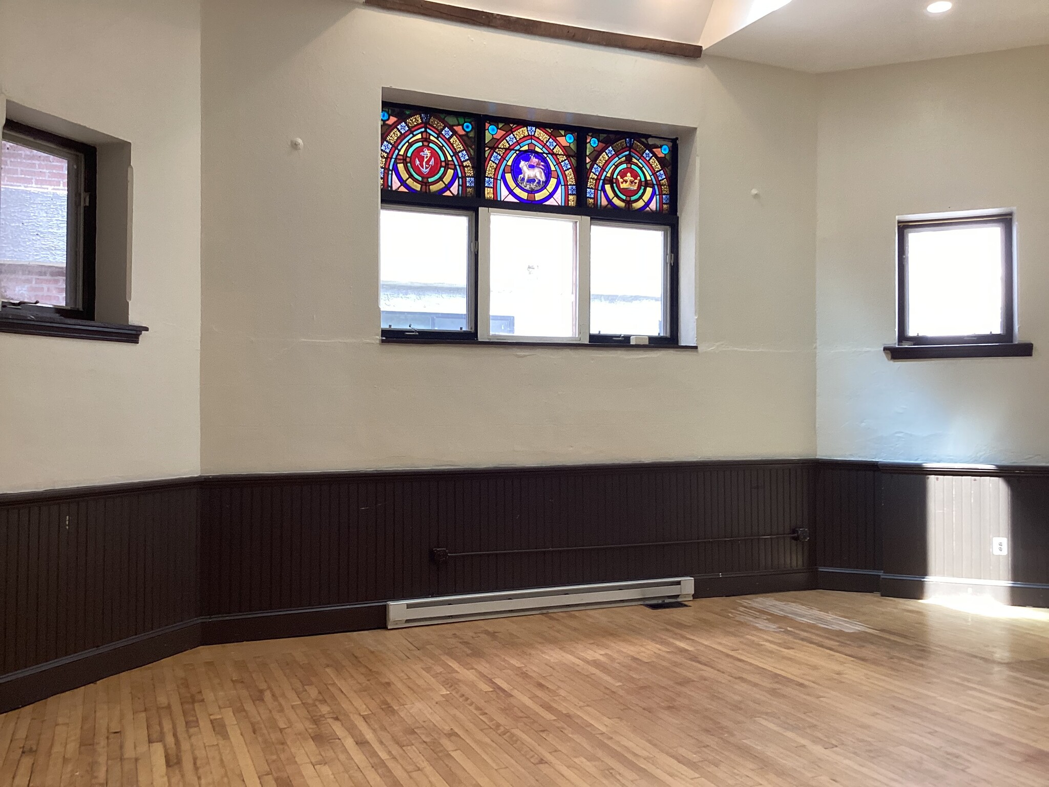 Building Photo - 151 W Salaignac St