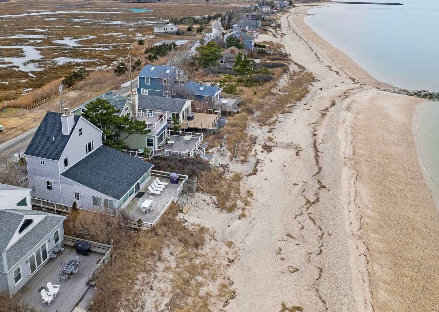 Building Photo - 184 Creek Rd