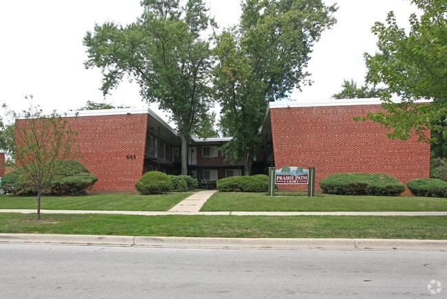 Primary Photo - Prairie Path Court