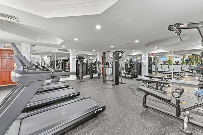 Building Photo - 1803 N Flagler Dr