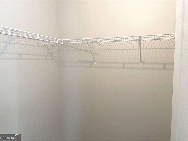 Building Photo - 2715 Sterling Creek Ct