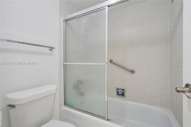 Building Photo - 9511 Collins Ave