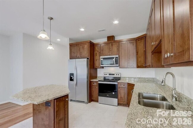 Building Photo - 48 John Halford Ct