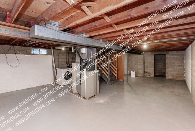 Building Photo - 217 Loomis Ave