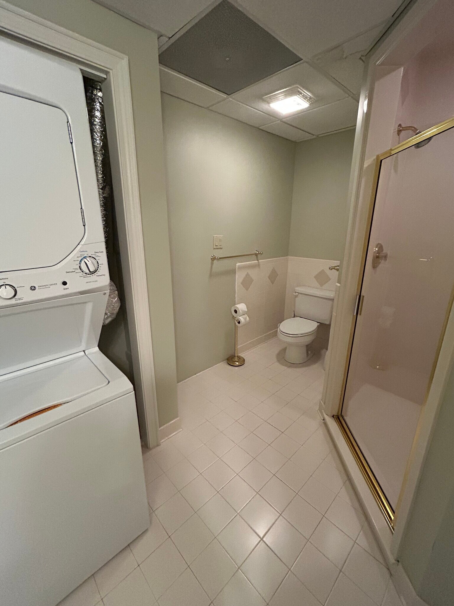 Building Photo - 68 Westwood Cir SW