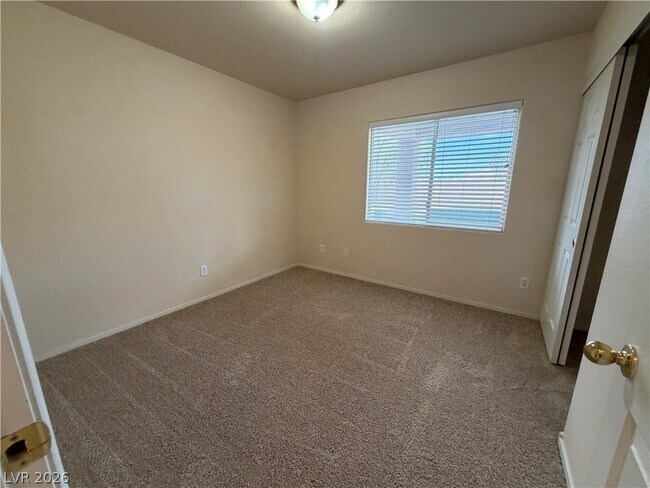 Building Photo - 6420 Casamar St
