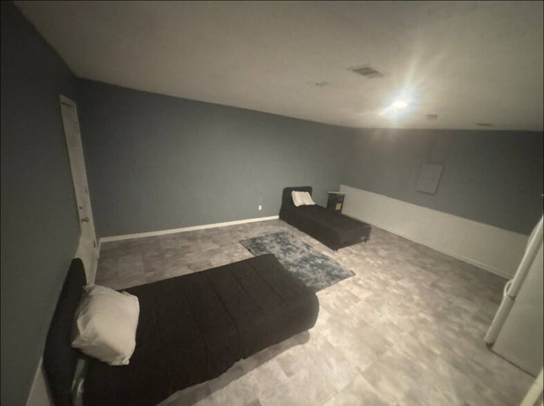 Studio - 4989 Thompson Mill Rd