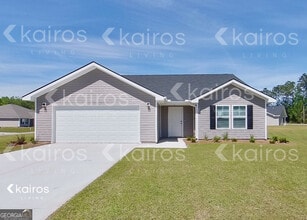 Building Photo - 11 Camper Cir