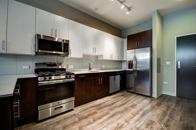 Floorplan - 851 West