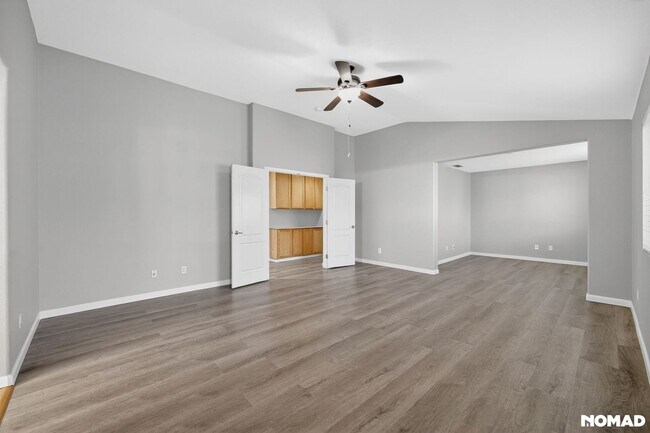 Building Photo - Spacious 5-Bedroom Home on Cul-de-Sac | Pets OK | Pool & Clubhouse | Long-Term Lease Preferred