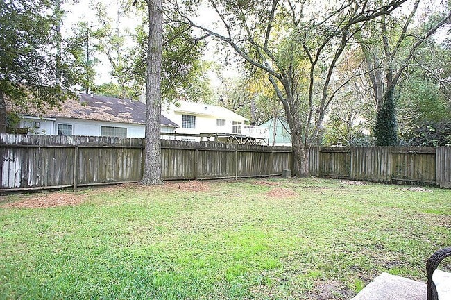 Building Photo - 3218 Sycamore Springs Dr
