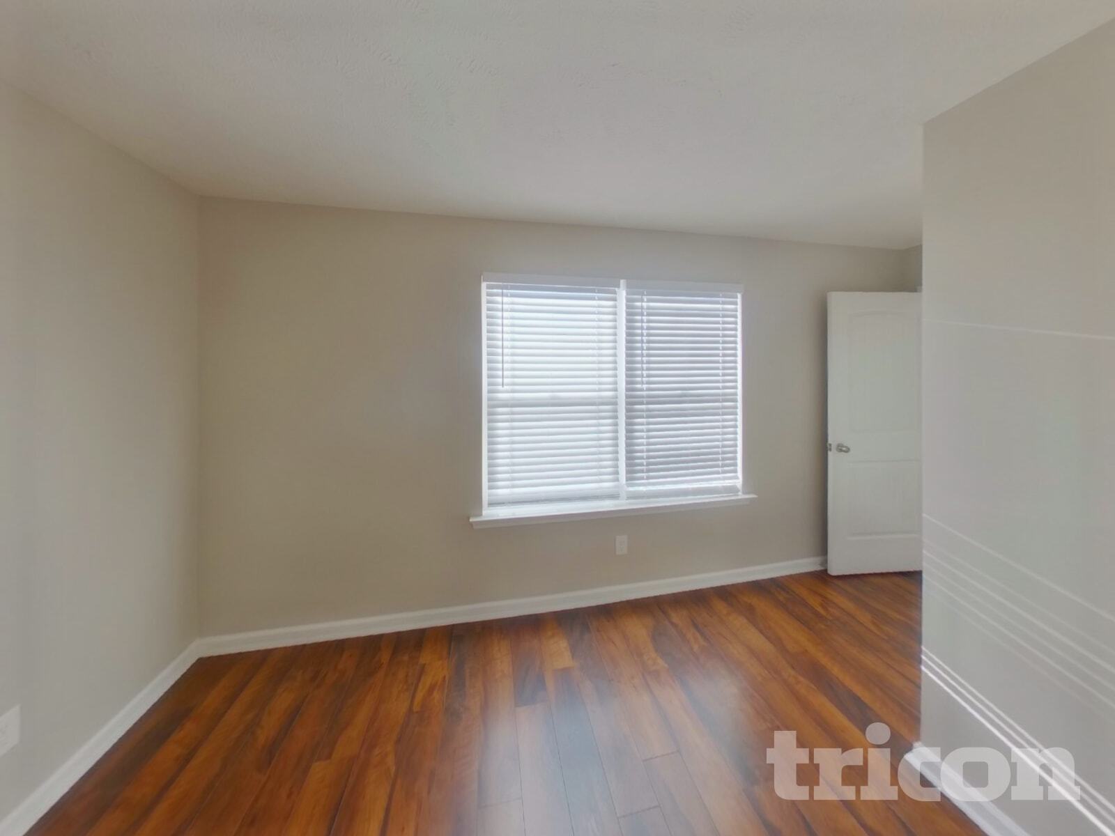 Building Photo - 916 Coolidge Ct